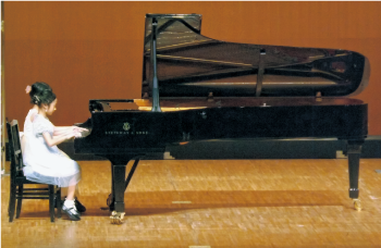 ピアノ演奏