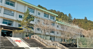 下市集学校