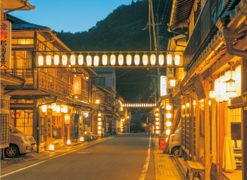 天川村洞川温泉街