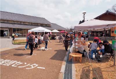 マルシェド・ママンinうだ・アニマルパーク2023会場の様子