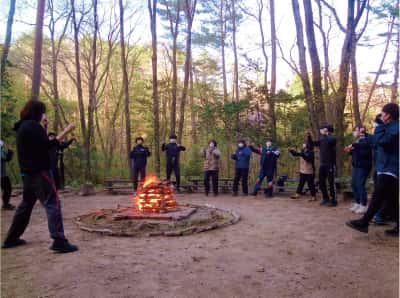 キャンプファイヤー