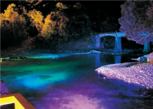 滝と夢淵でライトアップ