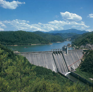 津風呂ダムの画像