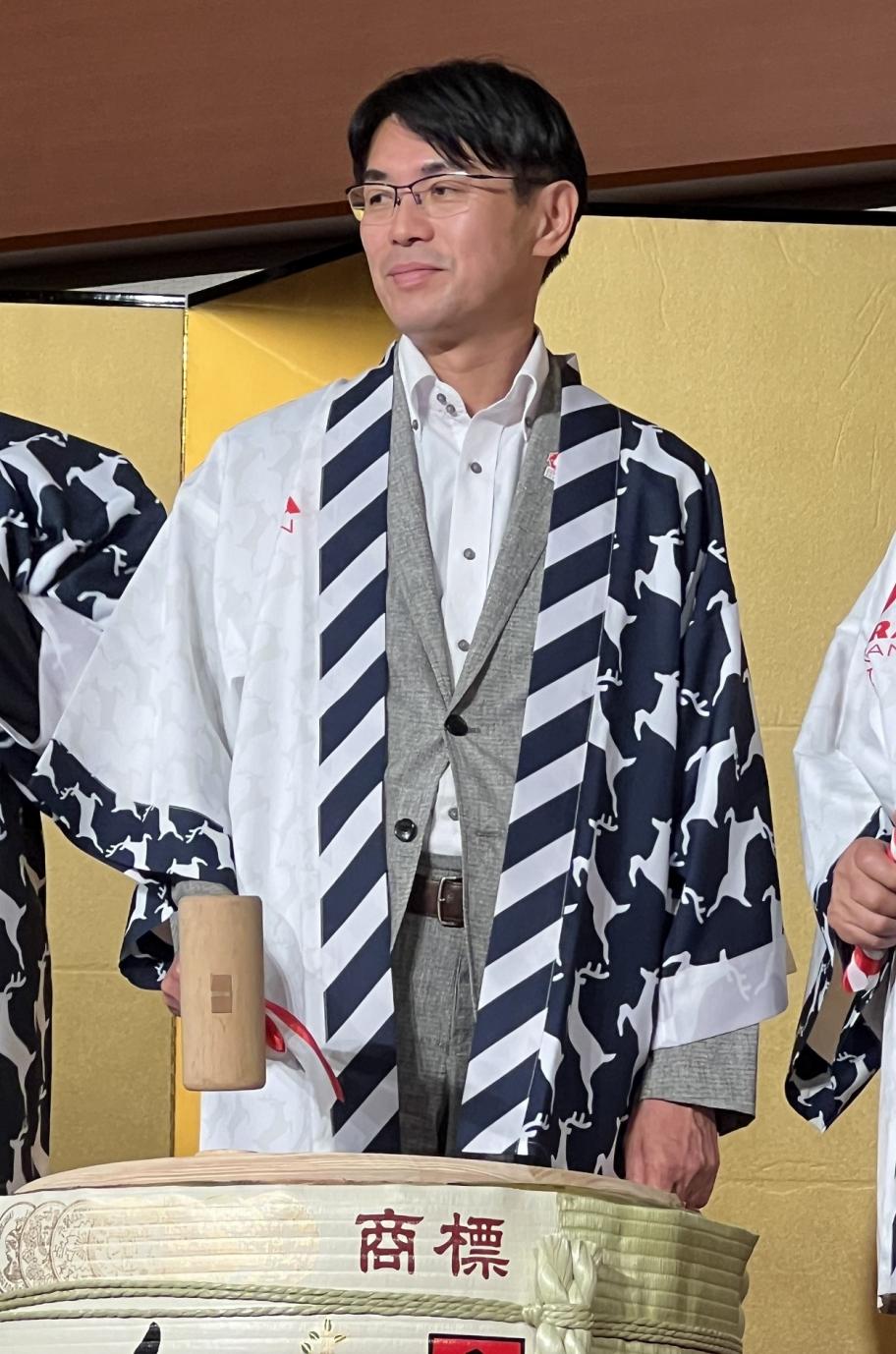 法被姿の山下知事