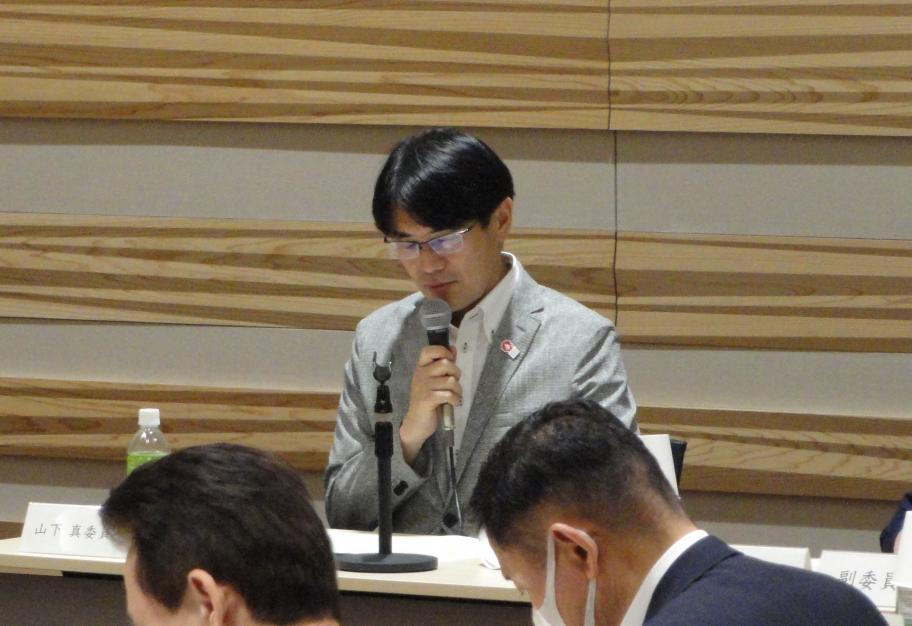 委員会の様子2枚目