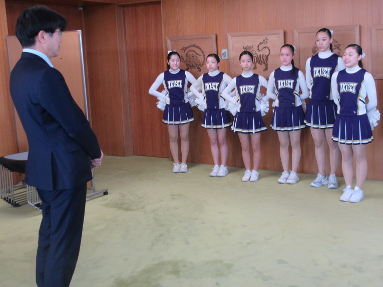 表敬訪問の様子