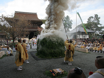 金峯山寺の写真3