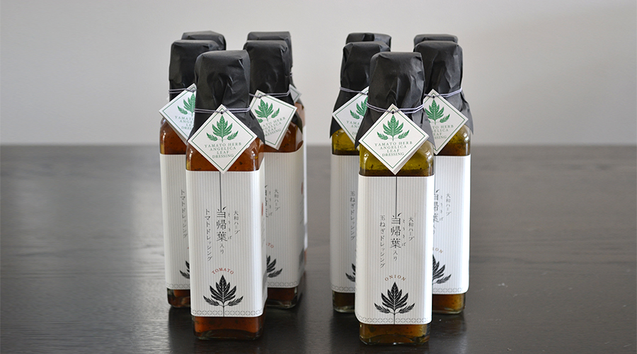 当帰葉入りドレッシング（トマト、玉ねぎ）