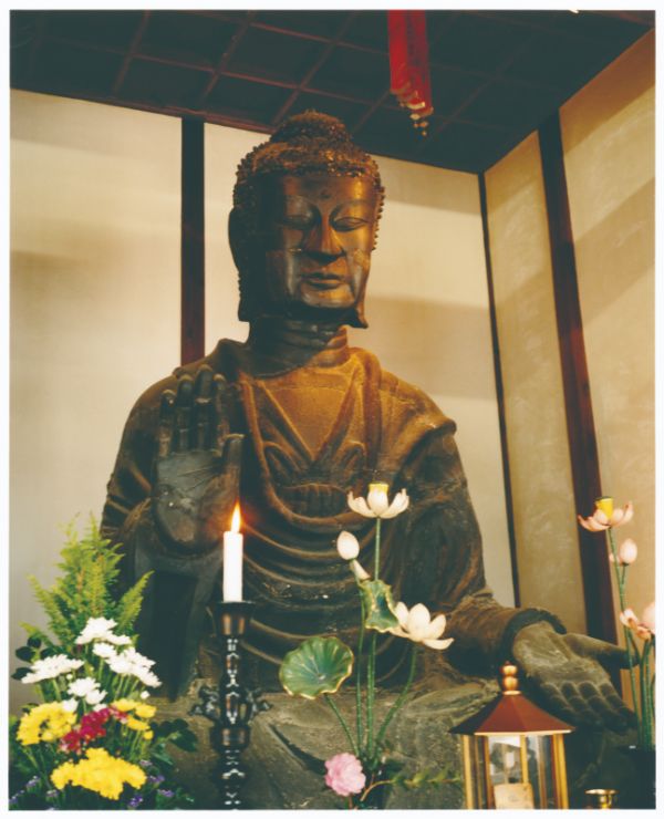 飛鳥大仏の写真