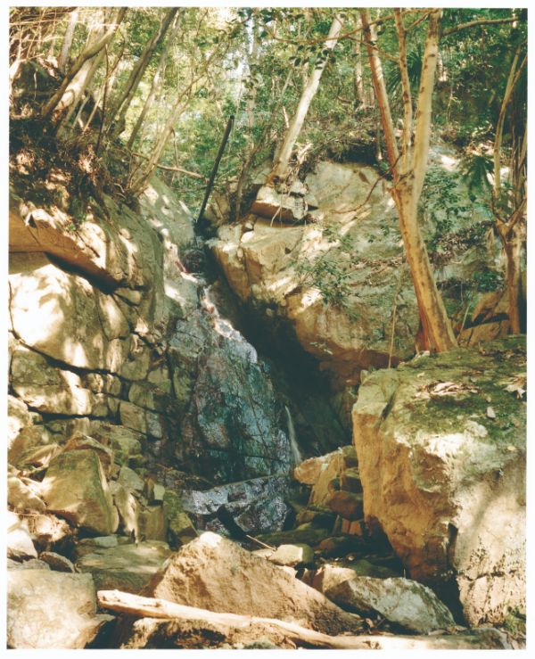 不動滝の石切り場の写真