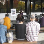 2012年10月28日玄関前コンサートの写真