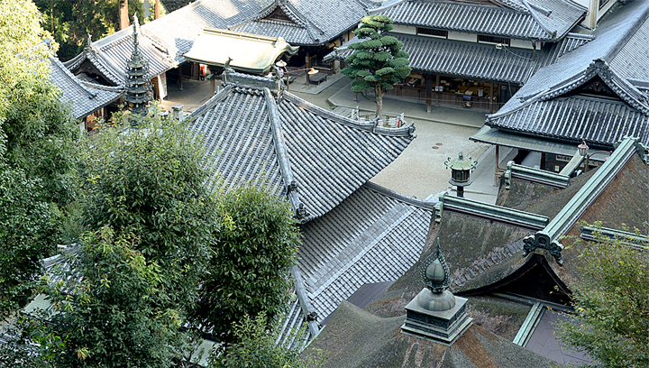 写真：宝山寺の歴史と中興開山 湛海律師
