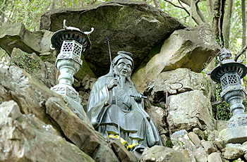 写真：宝山寺の歴史と中興開山 湛海律師