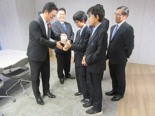 WRO世界大会出場校の表敬訪問1