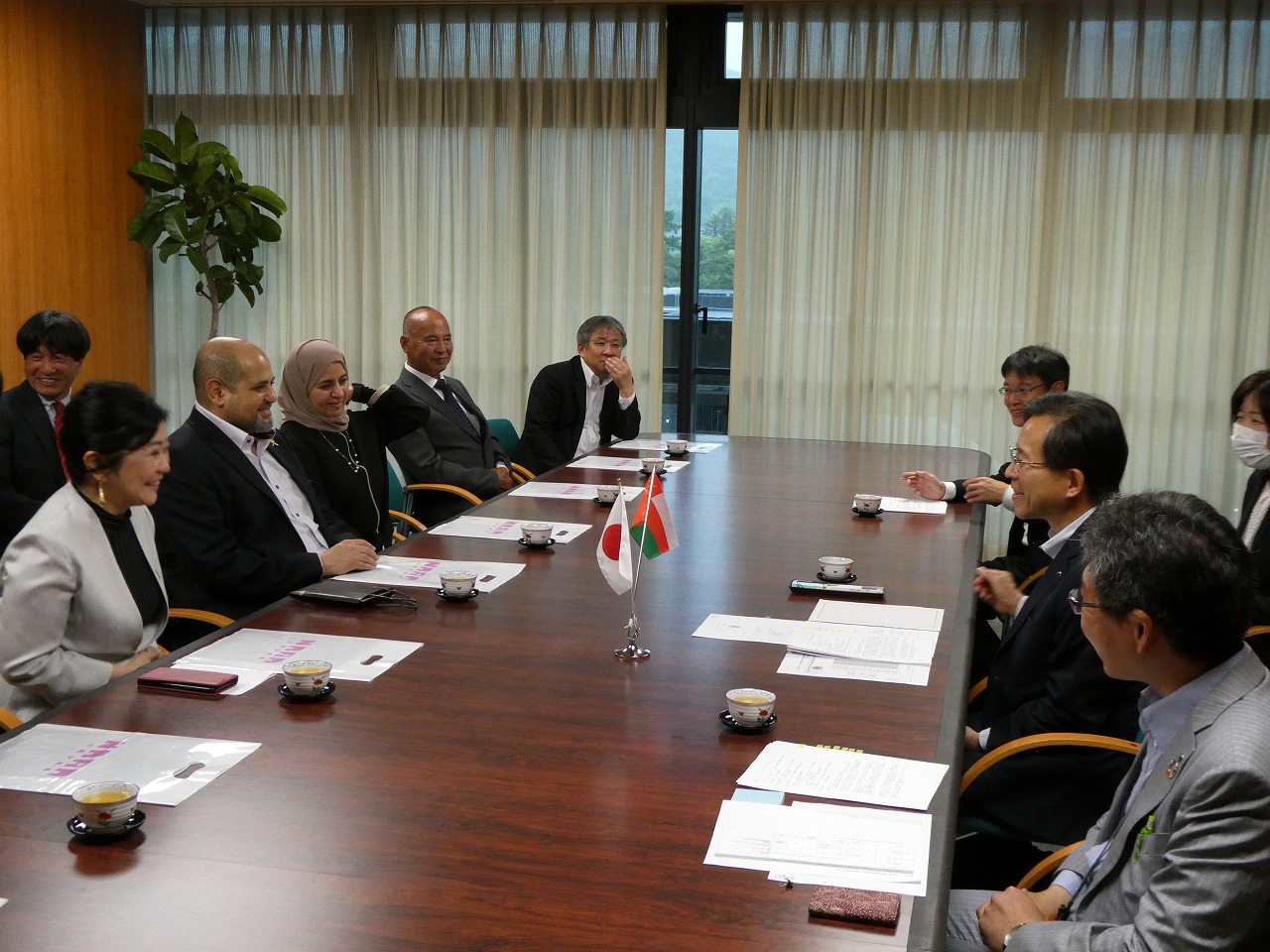 表敬訪問の様子1