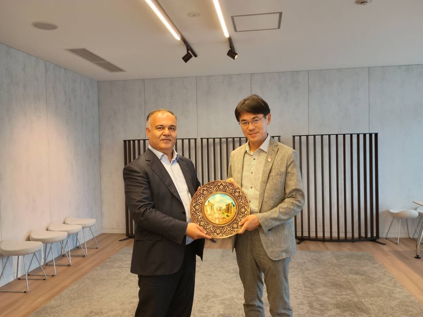 表敬訪問の様子2