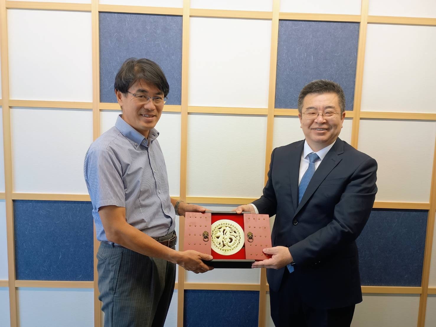 表敬訪問の様子2