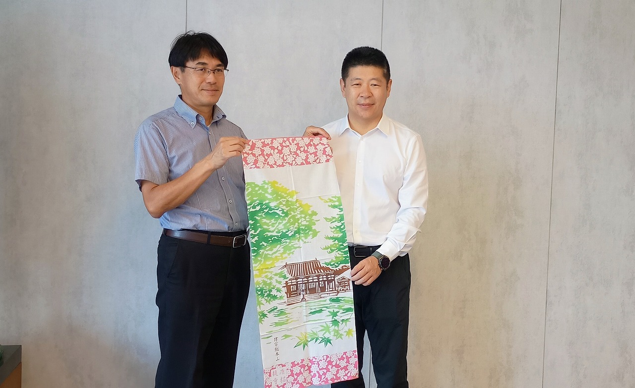 表敬訪問の様子2