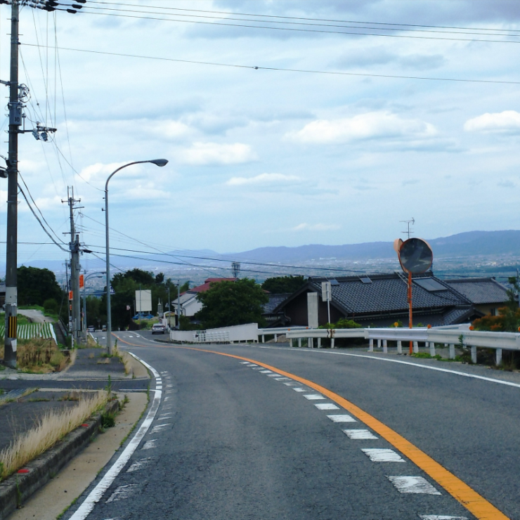 奈良盆地が眺望できる山麓線（主要地方道御所香芝線）沿い3