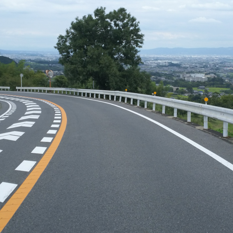 奈良盆地が眺望できる山麓線（主要地方道御所香芝線）沿い4