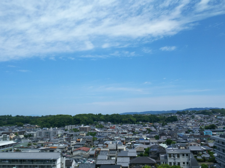 奈良県庁屋上から北側の眺め 市街地のパノラマ