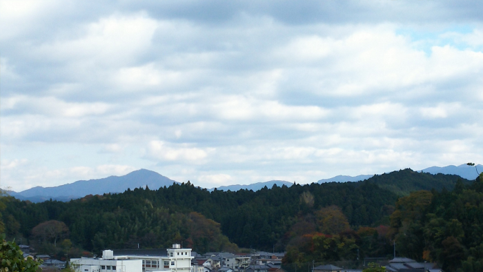 大宇陀の集落を眺望できるかぎろひの丘万葉公園2