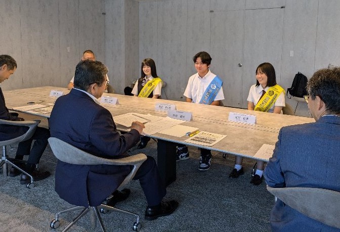 平和大使訪問時の様子1