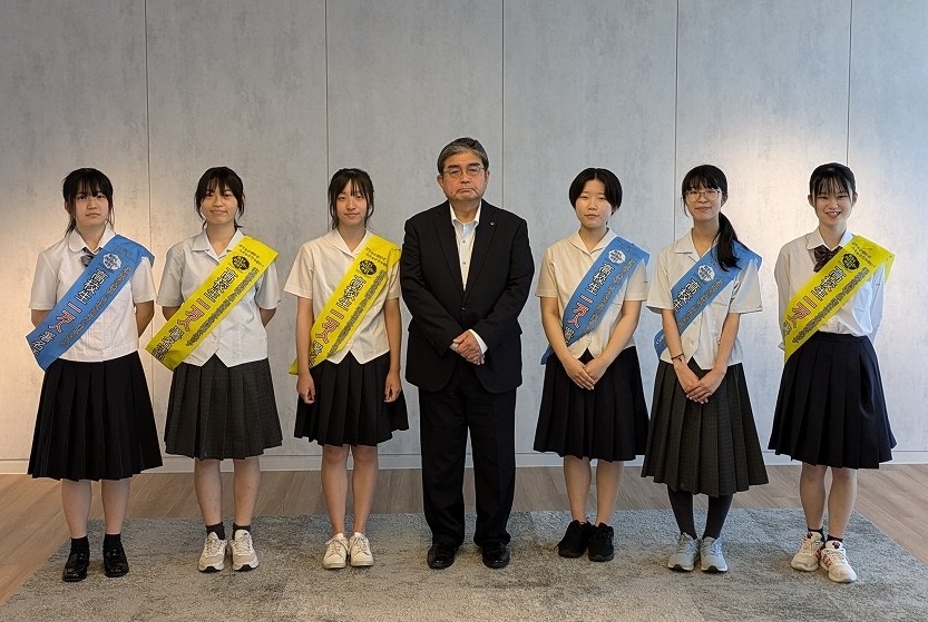 高校生平和大使の副知事訪問2