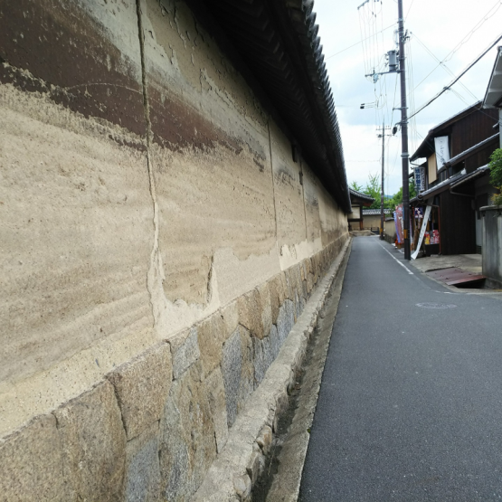 法隆寺東大門前から南に走る道1