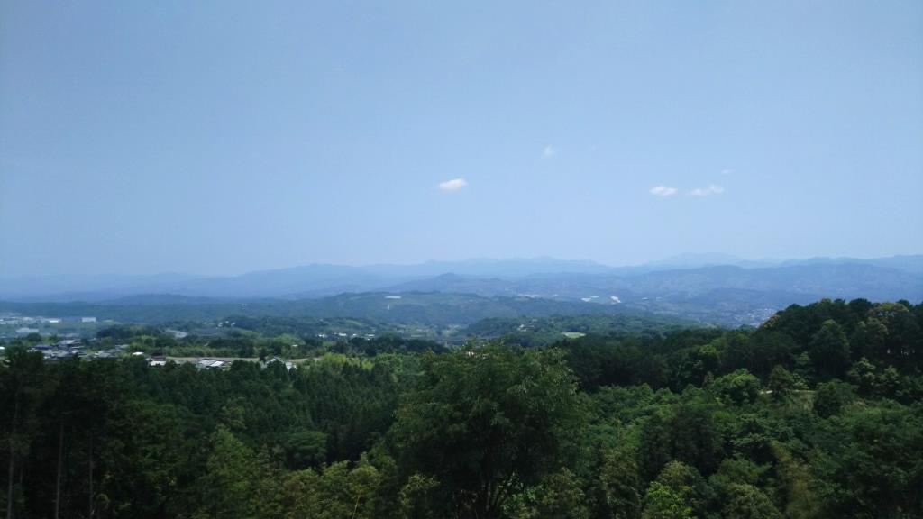 「クワガタ太郎の山」の展望台2