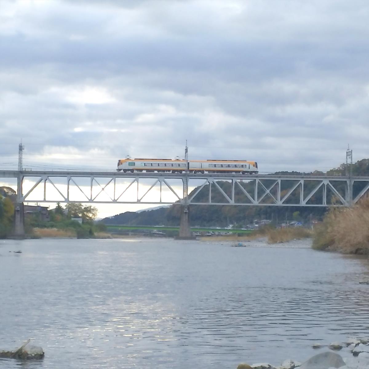 リバーフィールドよしの1