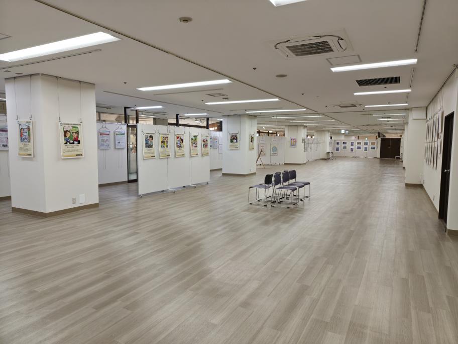 人権啓発パネル・ポスター展の写真2