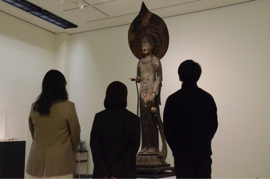 館長の部屋_奈良のモダン画像１