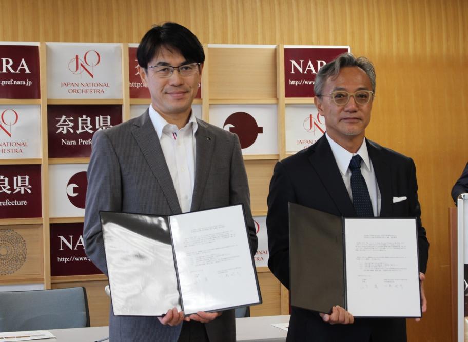 締結式に臨む山下知事