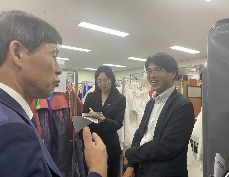 扶余郡忠南国楽団を訪問