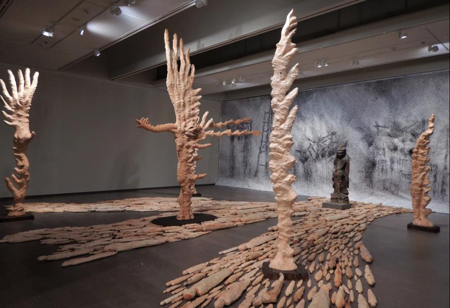 安藤榮作　第10回円空大賞展・円空賞の展示風景　2020年