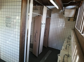 高畑駐車場トイレ中1