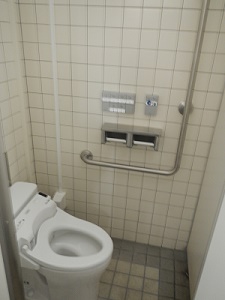 猿沢池トイレ中5