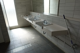 五十二段北トイレ中5