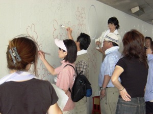 壁画作成の様子1