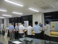 展示見学の風景2