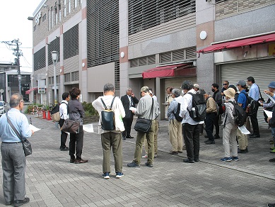 王寺駅集合の様子