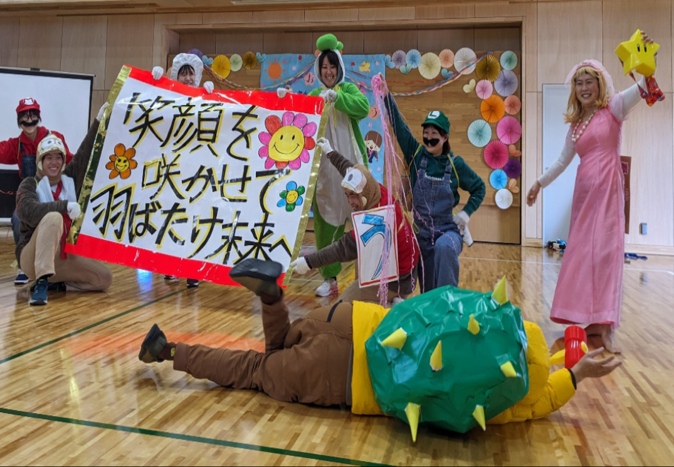 送る会職員マリオ