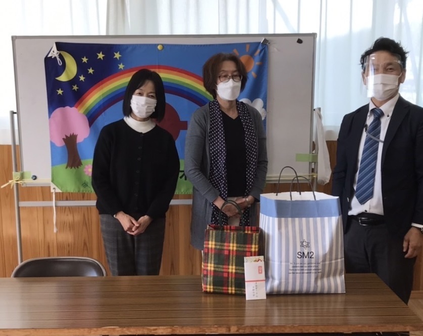 巾着袋、雑巾、図書券