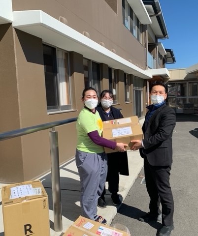 お菓子、乾麺、レトルト食品