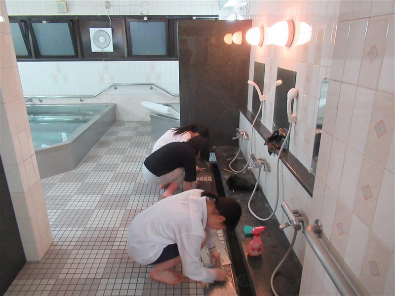 環境整備（大浴場）