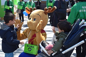 街頭募金の様子3