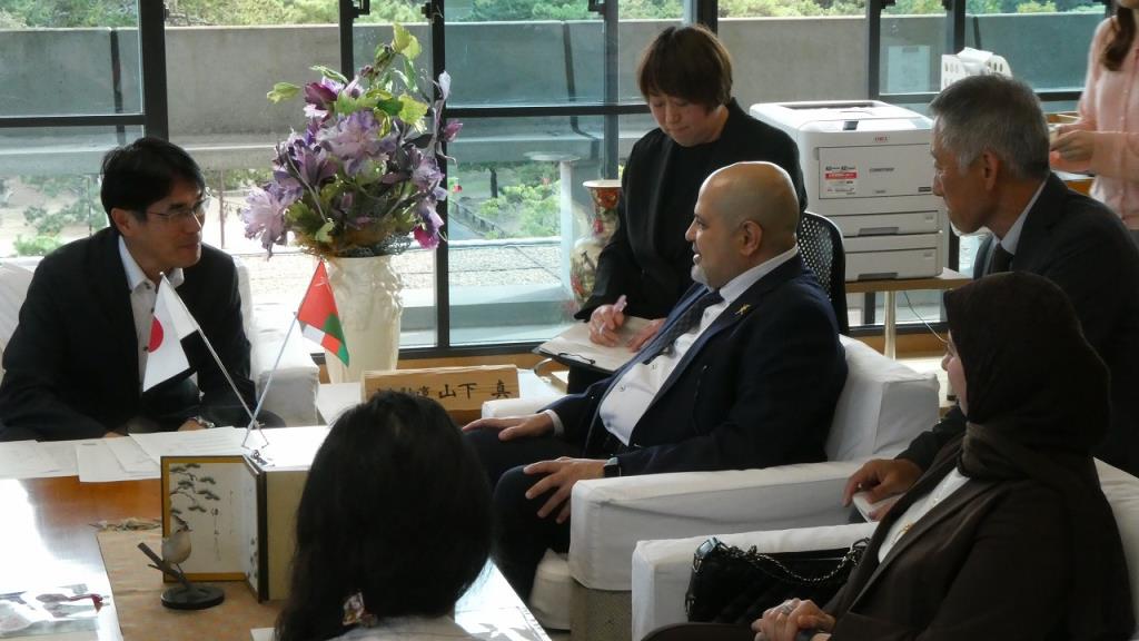 表敬訪問の様子1