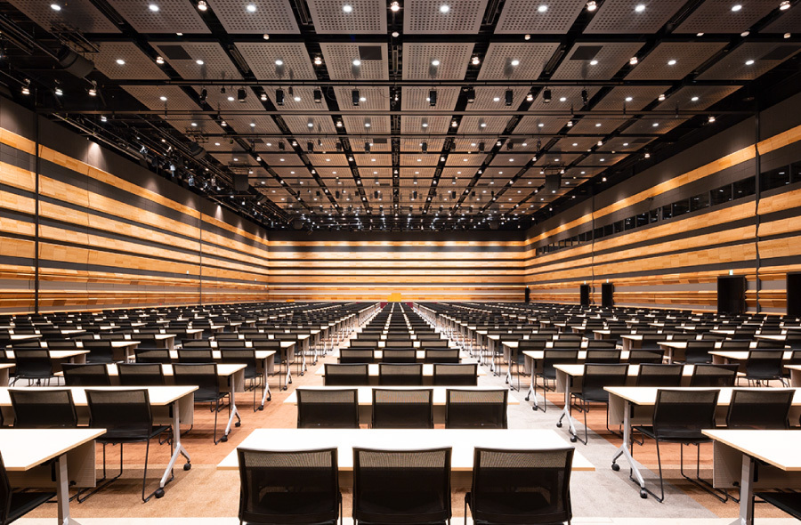 コンベンションホール