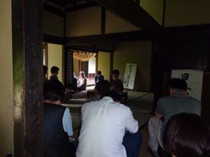 日本の民俗をきく2ー移りゆくくらし 第2回 街の人々ー職業を詠むー 釈迢空の作品から